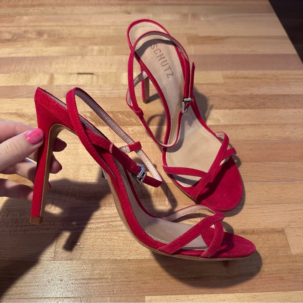 NWOT Red Schutz Heels